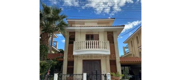 4 bedrooms House in Agios Athanasios, Cyprus No. 11580 10