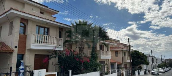 4 bedrooms House in Agios Athanasios, Cyprus No. 11580 12