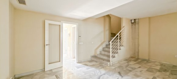 5 bedrooms House in Mijas, Spain No. 168847 8