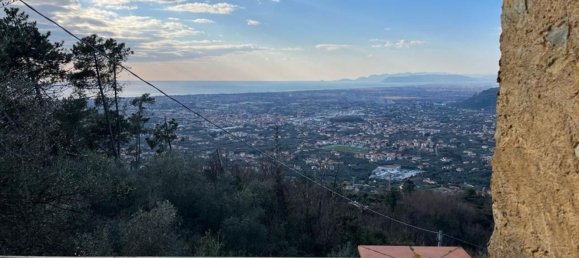 15 rooms House in Pietrasanta, Italy No. 75994 21