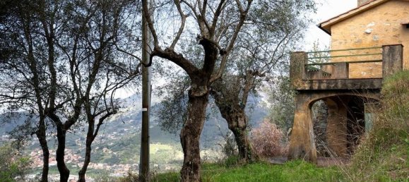 15 rooms House in Pietrasanta, Italy No. 75994 25