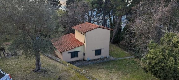 15 rooms House in Pietrasanta, Italy No. 75994 5