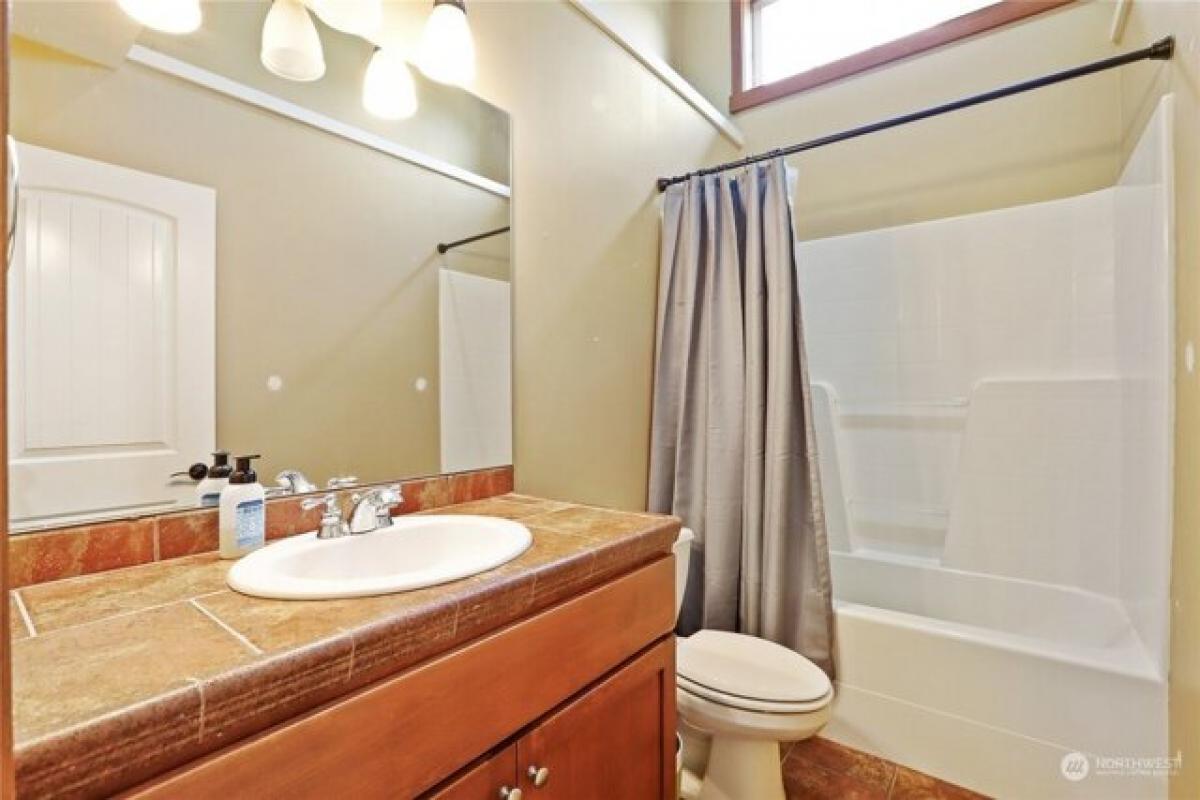 Дом с 4 спальнями в Arlington, США № 227628