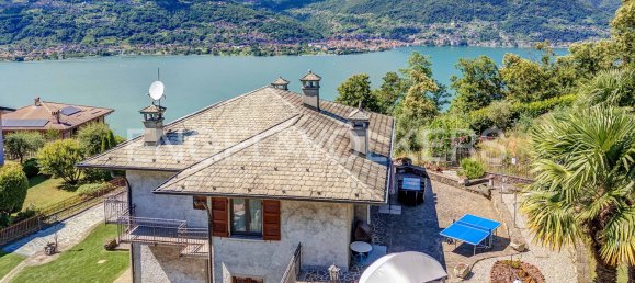 5 bedrooms Villa in Colico, Italy No. 62556 12