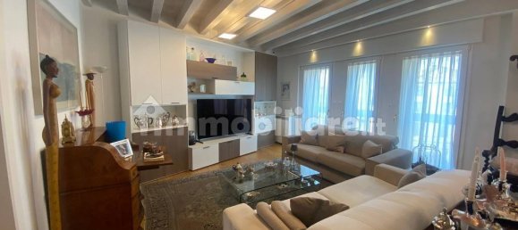 2 bedrooms Penthouse in Padua, Italy No. 280919 11