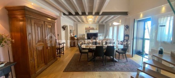 2 bedrooms Penthouse in Padua, Italy No. 280919 8