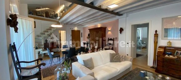 2 bedrooms Penthouse in Padua, Italy No. 280919 21