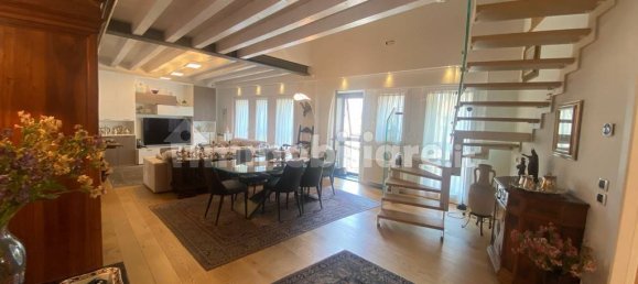 2 bedrooms Penthouse in Padua, Italy No. 280919 7