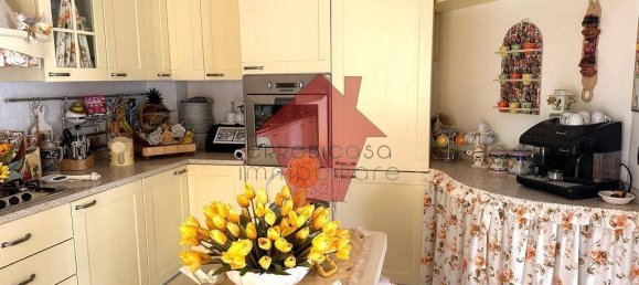 2 bedrooms Apartment in Vinci, Italy No. 162343 4