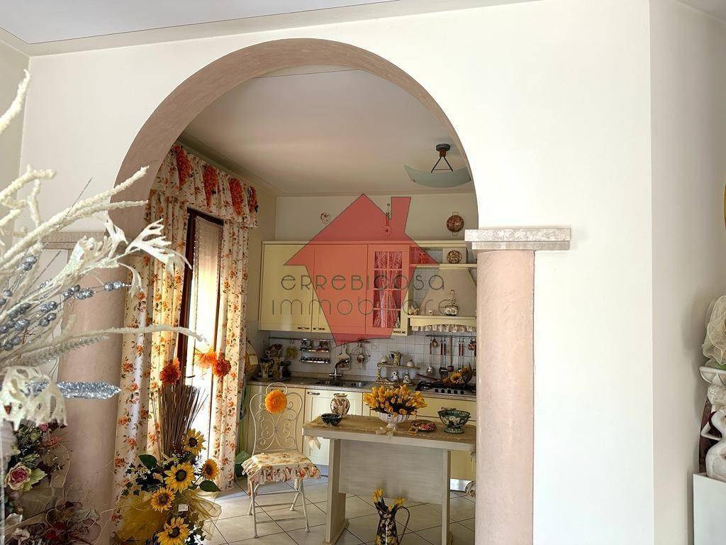 2 bedrooms Apartment in Vinci, Italy No. 162343