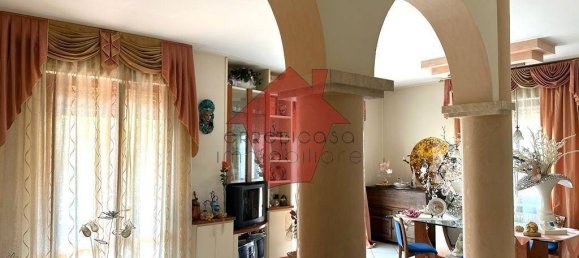 2 bedrooms Apartment in Vinci, Italy No. 162343 11