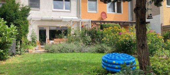 4 rooms Townhouse in Reinickendorf, Germany No. 233389 3