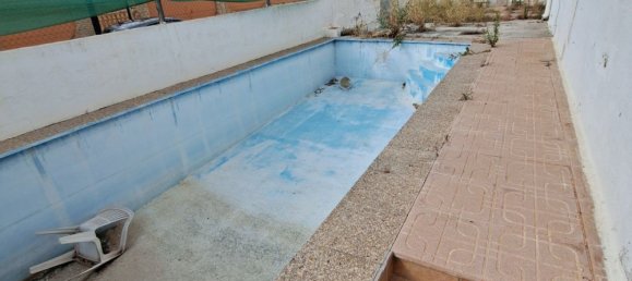 Casa de 3 dormitorios en Canals, Spain No. 168070 3