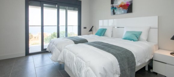 4 غرف نوم فيلا في Alameda, Spain رقم 63303 14