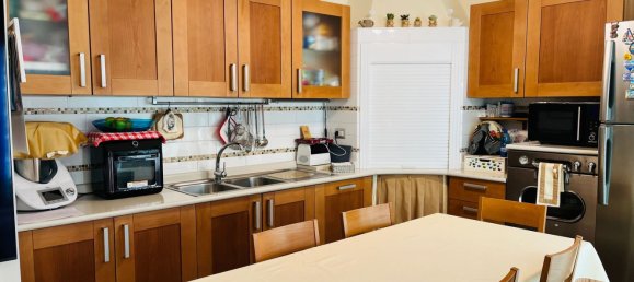 4 bedrooms Apartment in Mola di Bari, Italy No. 337355 5