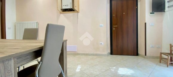 2-salle Appartement à Valentano, Italy No. 41241 6