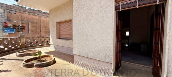 Casa de 3 dormitorios en Minervino di Lecce, Italy No. 292119 10