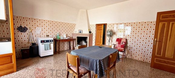 Casa de 3 dormitorios en Minervino di Lecce, Italy No. 292119 28