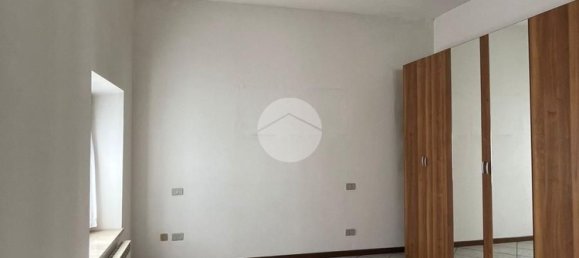 2-salle Appartement à Castiglione delle Stiviere, Italy No. 281636 31