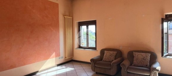 2-salle Appartement à Castiglione delle Stiviere, Italy No. 281636 24