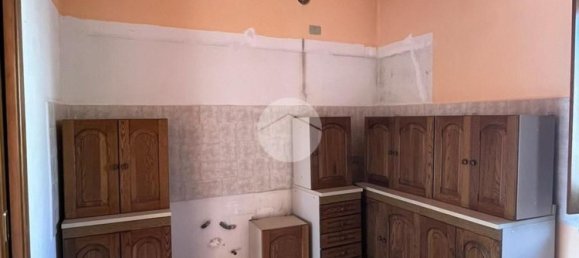 2-salle Appartement à Castiglione delle Stiviere, Italy No. 281636 18