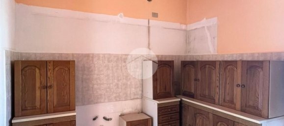 2-salle Appartement à Castiglione delle Stiviere, Italy No. 281636 22