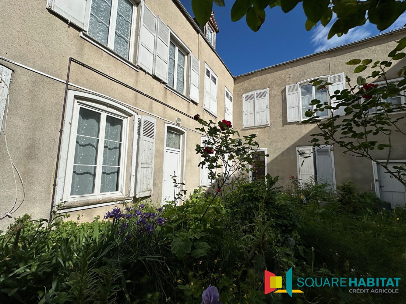 8 Schlafzimmer Gebäude in Chartres, France, Nr. 61375