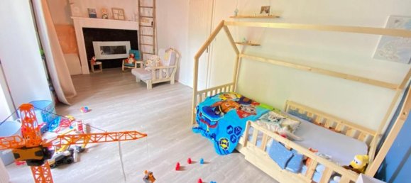 3 bedrooms House in Xambes, France No. 101192 32