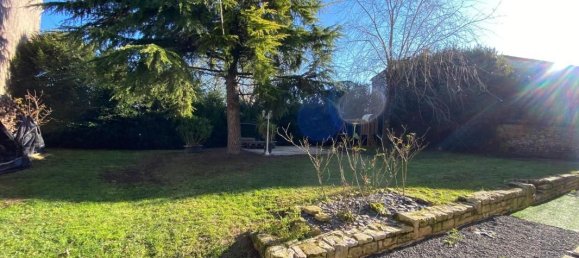 3 bedrooms House in Xambes, France No. 101192 18