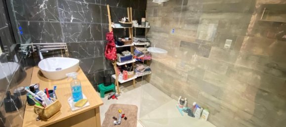 3 bedrooms House in Xambes, France No. 101192 52