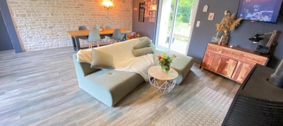 3 bedrooms House in Xambes, France No. 101192 30