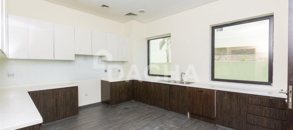 6 bedrooms Villa in DAMAC Hills (Akoya by DAMAC), UAE No. 27988 4