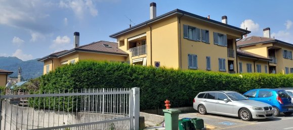 Квартира с 2 комнатами в Калько, Италия № 146760 4