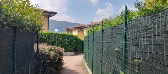 Квартира с 2 комнатами в Калько, Италия № 146760 15