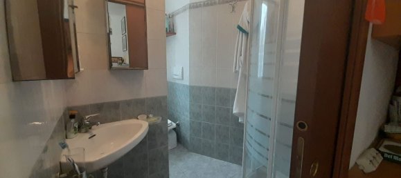 Квартира с 2 комнатами в Калько, Италия № 146760 13