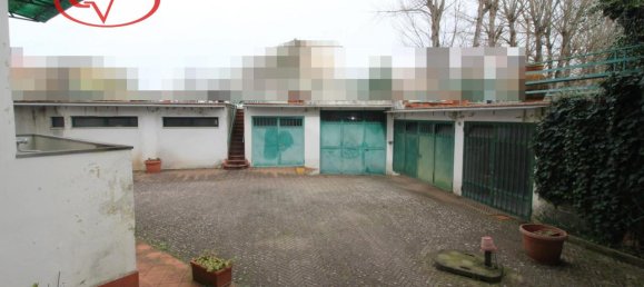 5-salle Appartement à Montevarchi, Italy No. 237463 35