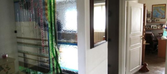 5-salle Appartement à Montevarchi, Italy No. 237463 14