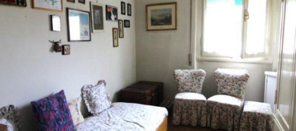 5-salle Appartement à Montevarchi, Italy No. 237463 17