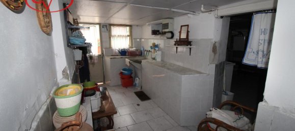 5-salle Appartement à Montevarchi, Italy No. 237463 30