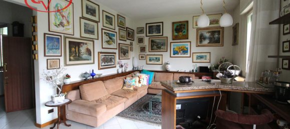 5-salle Appartement à Montevarchi, Italy No. 237463 2