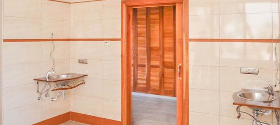 7 bedrooms House in Alicante, Spain No. 138143 25