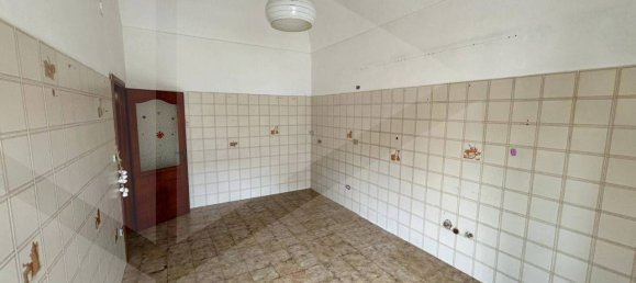 3 rooms Apartment in Barletta, Italy No. 26154 16