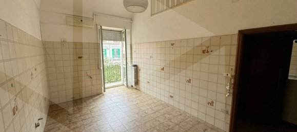 3 rooms Apartment in Barletta, Italy No. 26154 2