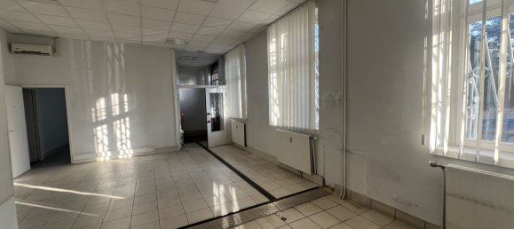 Propiedad comercial en Chatel-Saint-Germain, France 194 m² No. 85980 3