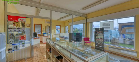 9-Zimmer Gebäude in Marly, France, Nr. 86048 5