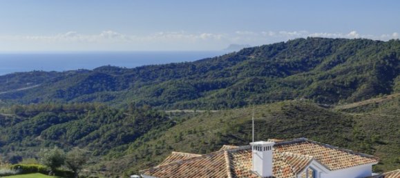 5 bedrooms Villa in Benahavis, Spain No. 121305 8