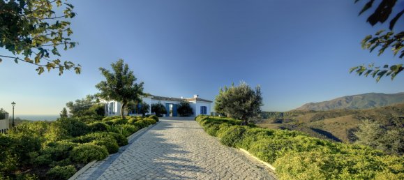 5 bedrooms Villa in Benahavis, Spain No. 121305 11