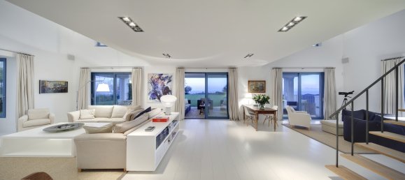 5 bedrooms Villa in Benahavis, Spain No. 121305 19