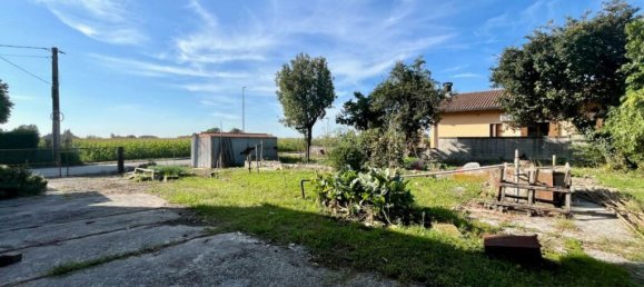 5 غرف نوم منزل في Pordenone, Italy رقم 381917 12