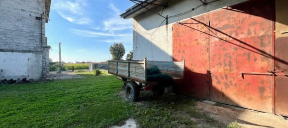 5 غرف نوم منزل في Pordenone, Italy رقم 381917 11